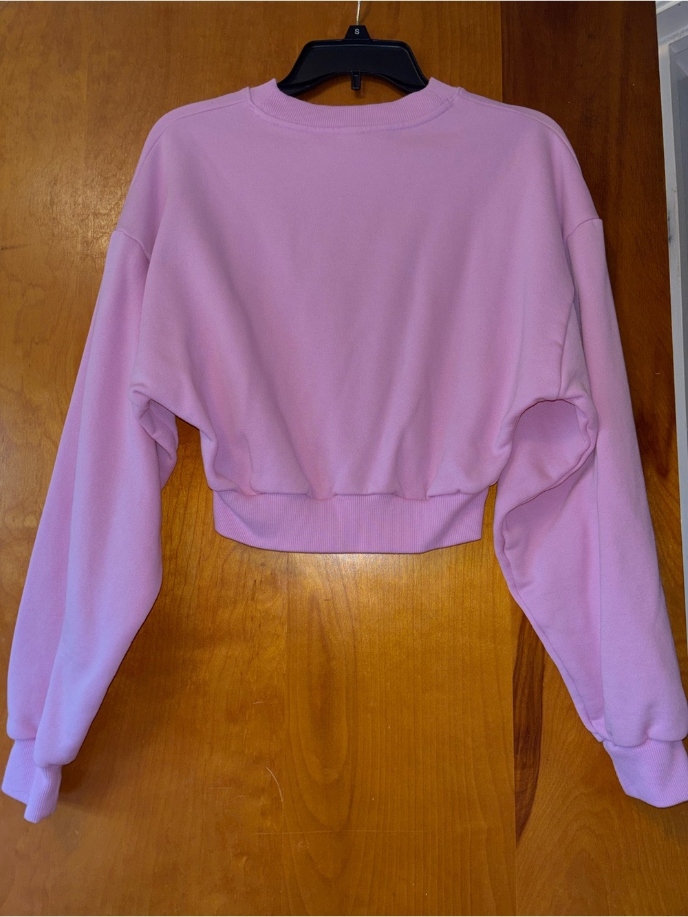 ALO Yoga Cropped Crewneck Sweatshirt in Pink - Picture 2 of 2